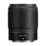 Nikon NIKKOR Z 35mm f/1.8 S – widok frontowy w kolorze czarnym