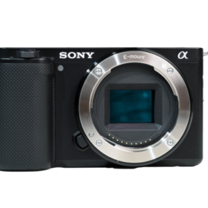 Sony ZV-E10 + FE 28-70mm F/3.5-5.6 OSS